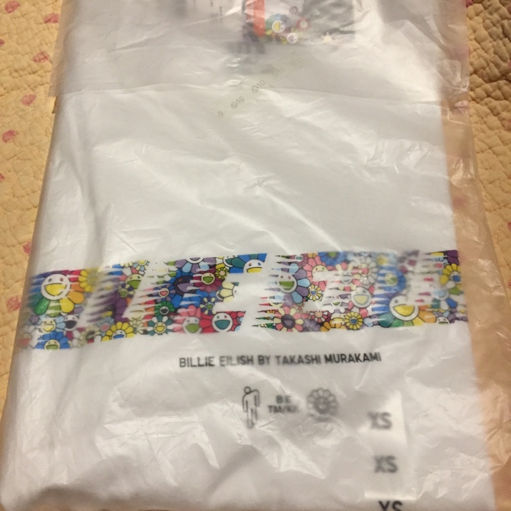 Billie Eilish X Murakami women’s shirt - Picture 3 of 4